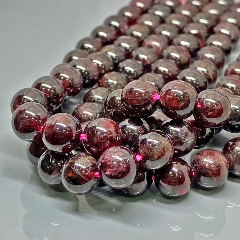 4mm Smooth Round, Red Garnet Beads (16 Strand)